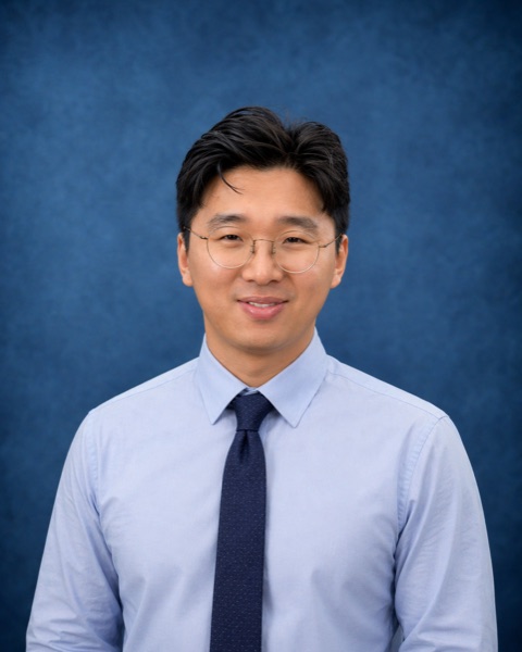 Portrait of Zhihao Zhang
